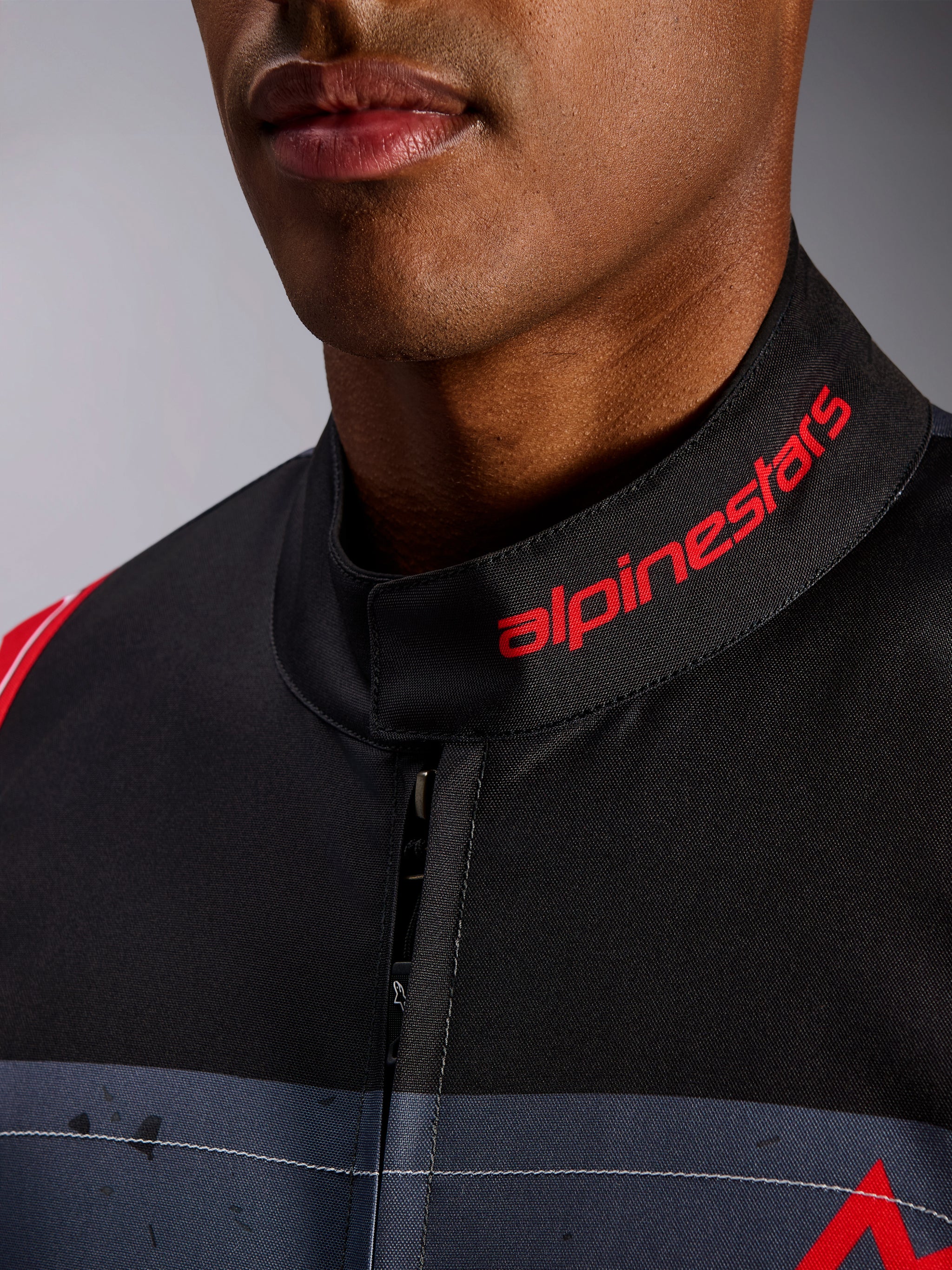 KMX-9 V3 Graphic 6 Dragt