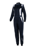 Alpinestars Stella GP Pro Comp V2 dragt, FIA-racerdragt til damer, sort asfalt og hvid, lange ærmer med høj krave, hvide logoer på skuldre og skinneben, justerbart bælte i taljen, elastiske manchetter, aerodynamisk design til professionel motorsport