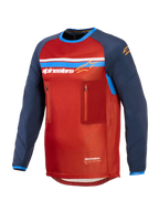 Alpinestars Maxdura Dual Jersey, teknisk adventure motorcykeltrøje, rød og mørkeblå, mesh-torso, to brystlommer med lynlås, Alpinestars-logo med blå og hvide striber, lange slidstærke ærmer.