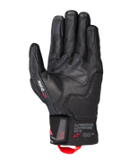 Alpinestars Belize V3 Drystar® handsker, sorte motorcykel touring-handsker, håndfladevisning med læderkonstruktion og perforerede forstærkninger, Drystar-branding på tommelfingeren, Adventure Tech-logo på manchetten og en rød trækstrop.