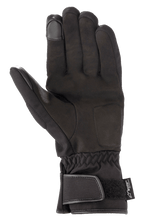 Alpinestars SR-3 V2 Drystar® handsker, vandtætte motorcykelhandsker, sort, håndfladevisning med syntetisk læder, manchet med velcro-lukning og touchscreen-kompatible fingerspidser
