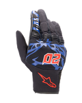 Alpinestars FQ20 Copper-handsker, urbane motorcykelhandsker, sort med blå grafik og klare røde detaljer, med det røde hornede nummer 20 og "El Diablo"-tekst på pegefingeren, mesh-konstruktion med et kort manchet-design