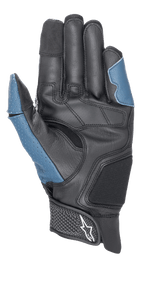 Alpinestars Morph Sport-handsker, set fra håndfladen, Sort og Blå Sodalite, med forstærket læderhåndflade, perforerede blå paneler på tommelfingeren og ydersiden, kort manchet med velcrolukning og Alpinestars-logo, performance-udstyr til sport og landevejskørsel