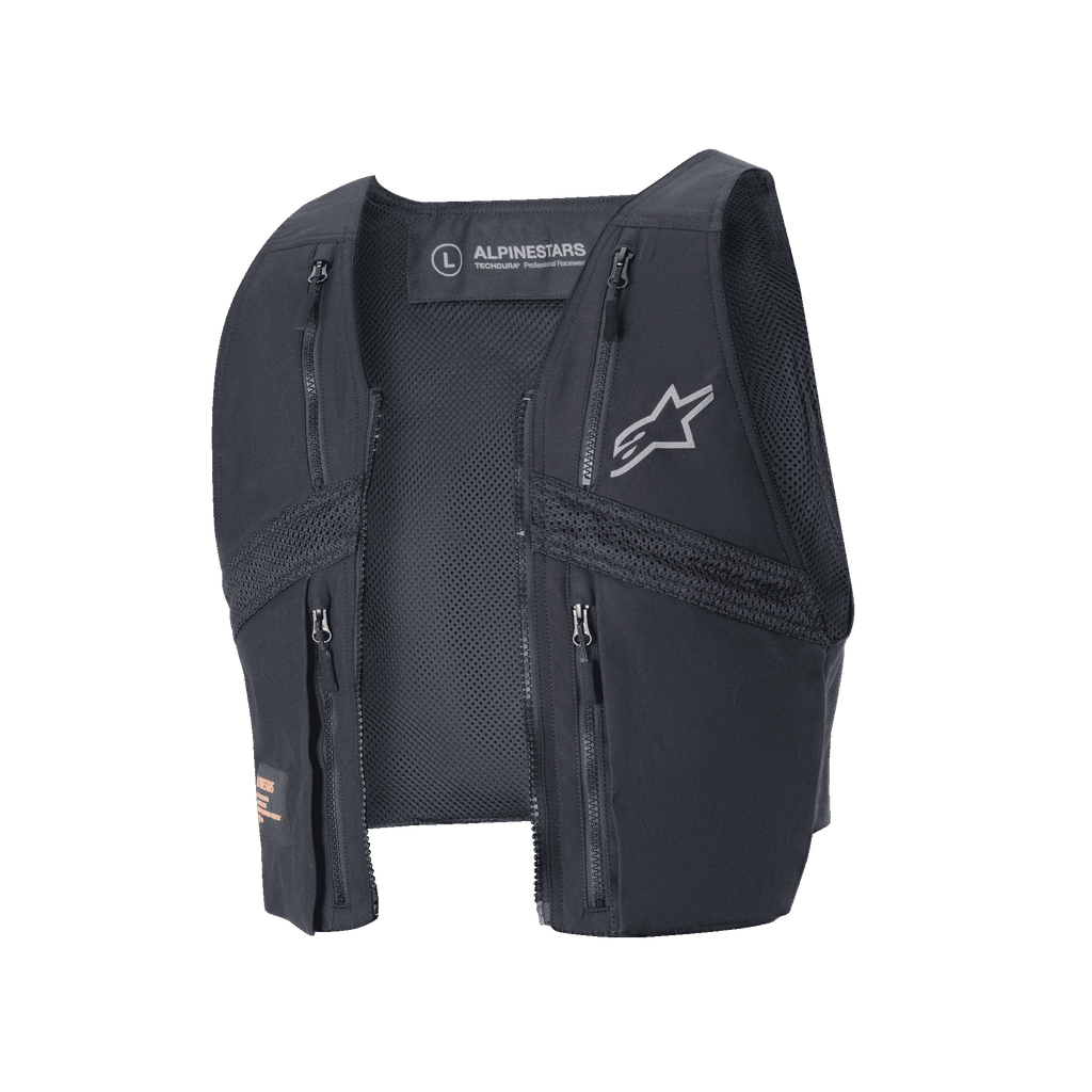 Alpinestars Techdura Tactical Vest, sort aftagelig vestkomponent til Techdura-jakken, med fire frontlommer med lynlås, åndbare mesh-paneler og sølvfarvet Alpinestars-logo, modulært udstyr til enduro- og off-road-kørsel.