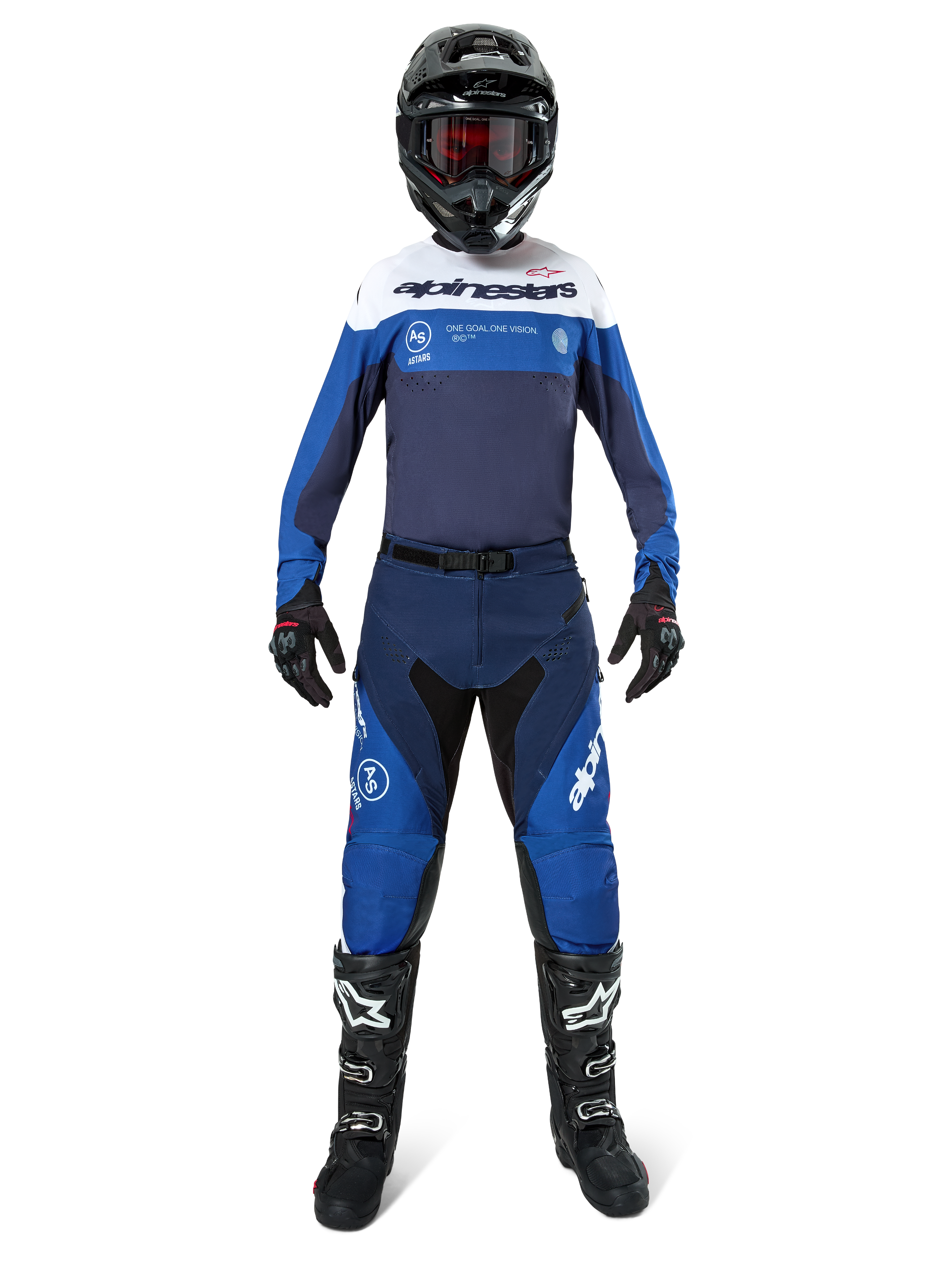 Alpinestars Pro-Dura bukser, motocross- og endurobukser, navy, klar blå og hvid, båret af en kører i et komplet racersæt med matchende trøje, sort hjelm, røde briller og sorte støvler, professionelt off-road udstyrssæt