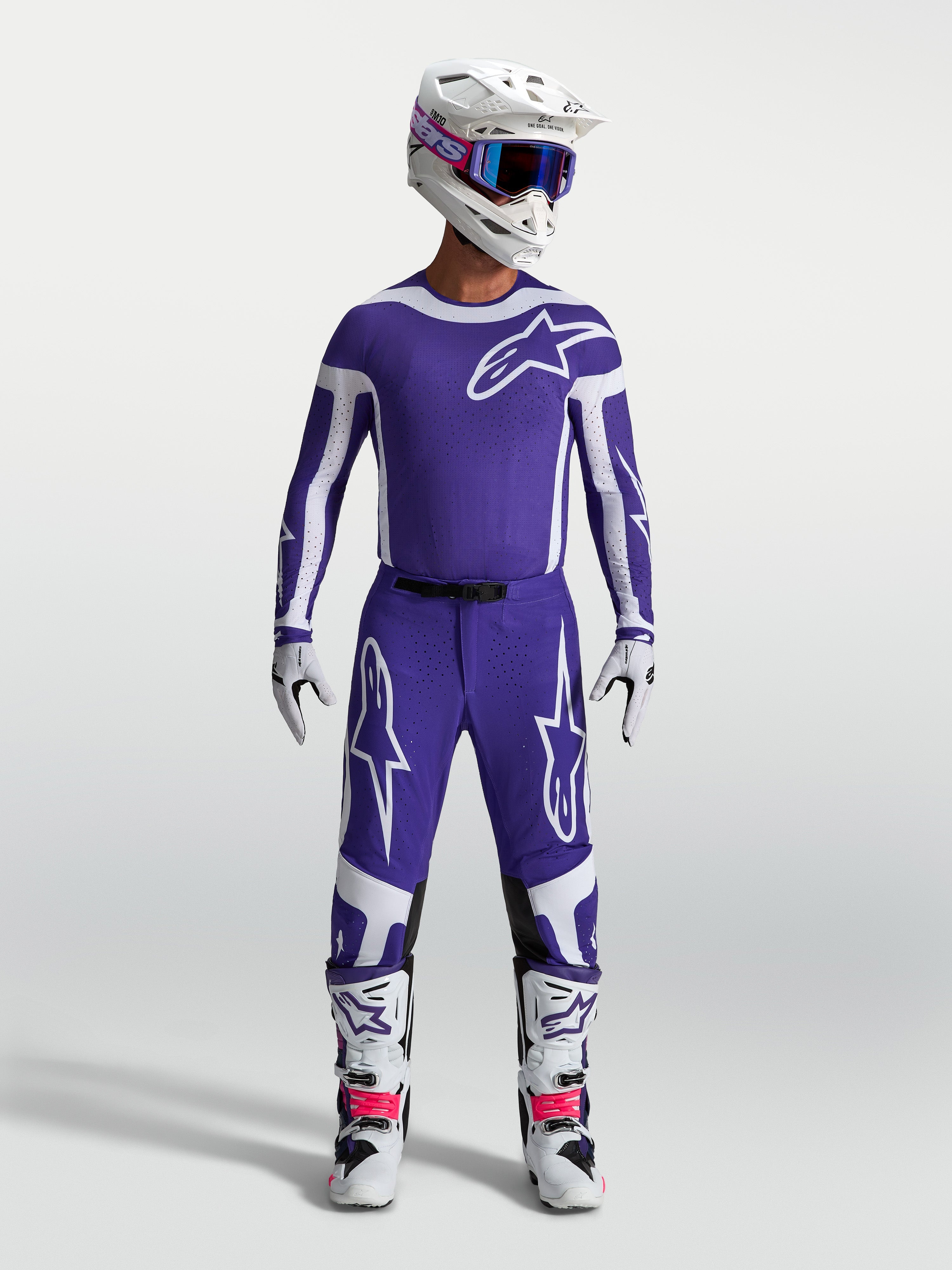 Alpinestars Supertech Vesta Pants, Men's Motocross Pants in Deep Blue and White, featuring an athletic fit and rip-stop fabric.