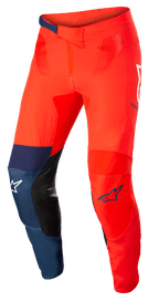 Alpinestars Supertech Blaze bukser, motocross off-road bukser, klar rød og mørkeblå med hvide detaljer, indvendige knæpaneler i sort læder, justerbar skraldelukning i taljen, hvide og blå Alpinestars-logoer, slidstærk stretch-konstruktion til motocross-racing