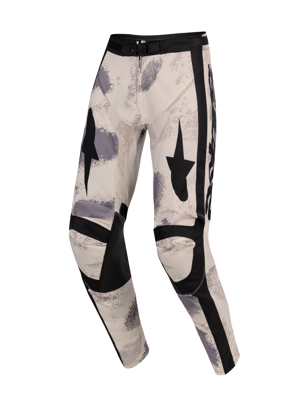 Alpinestars 2026 Racer Lahnd bukser, motocross-bukser, Sand Camo, med råhvid base og grå og sorte penselstrøgsmønstre, sort stjernegrafik på lårene, forstærkede sorte knæpaneler og justerbart taljespænde, ergonomisk off-road racing-design