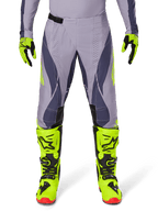 Alpinestars 2025 Techstar Dreem bukser, motocross-bukser, lysegrå og mørkegrå med neongule detaljer, vist sammen med neongule støvler og handsker, laserskåret ventilation, sorte spænder, røde støvlesåler, professionelt motocross-udstyr