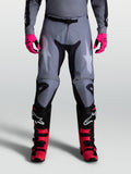 Alpinestars Racer Amber Bukser i grå og sort, slidstærke motocrossbukser med forbuede ben til off-road kørsel.