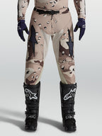 Alpinestars Racer Lone bukser, herre-motocrossbukser i ørkencamouflage og sort, 600D polyfabric med knæpaneler i gedelæder.