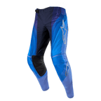 Alpinestars 2024 Techstar Pneuma bukser, motocross-bukser, mørkeblå og lyseblå, med et sølvfarvet Alpinestars stjerne-logo på låret, sorte læderpaneler på indersiden af knæene og laserskårne ventilationsperforeringer.