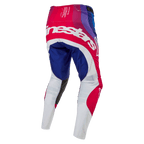 Alpinestars 2024 Techstar Pneuma bukser, motocross-bukser, Blue Mars rød og hvid, set bagfra med stort hvidt Alpinestars-logo på tværs af bagen, blå og røde paneler med hvide underben, slidstærkt design til off-road konkurrence