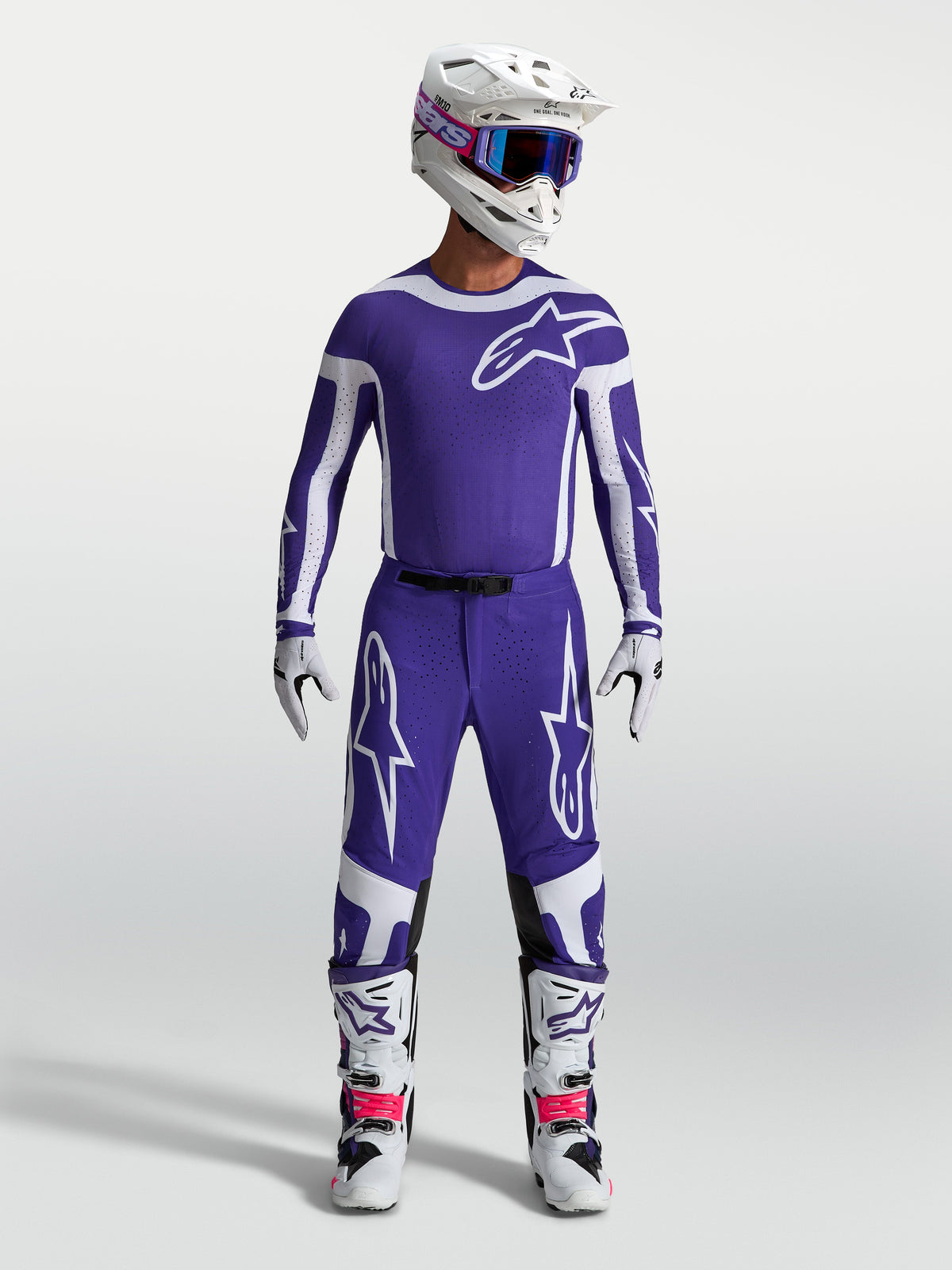 Alpinestars Supertech Vesta trøje og Gear Sets i mørkeblå og hvid, professionelt motocrossudstyr med atletisk pasform.