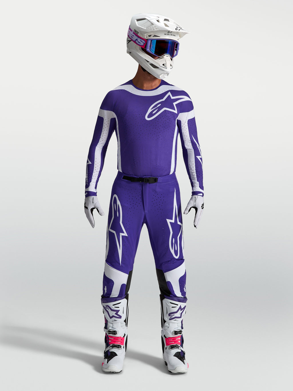 Alpinestars Supertech Vesta Jersey AND Gear Set in deep blue and white, motocross gear with a professional athletic fit.