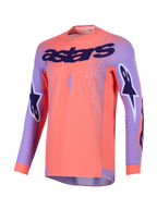 Alpinestars 2026 Supertech Scenz jersey, motocross-trøje, Hot Coral og lilla, med stort lilla 'astars'-logo på brystet, stjernelogoer på ærmerne og perforerede mesh-paneler til high-performance terrænkørsel