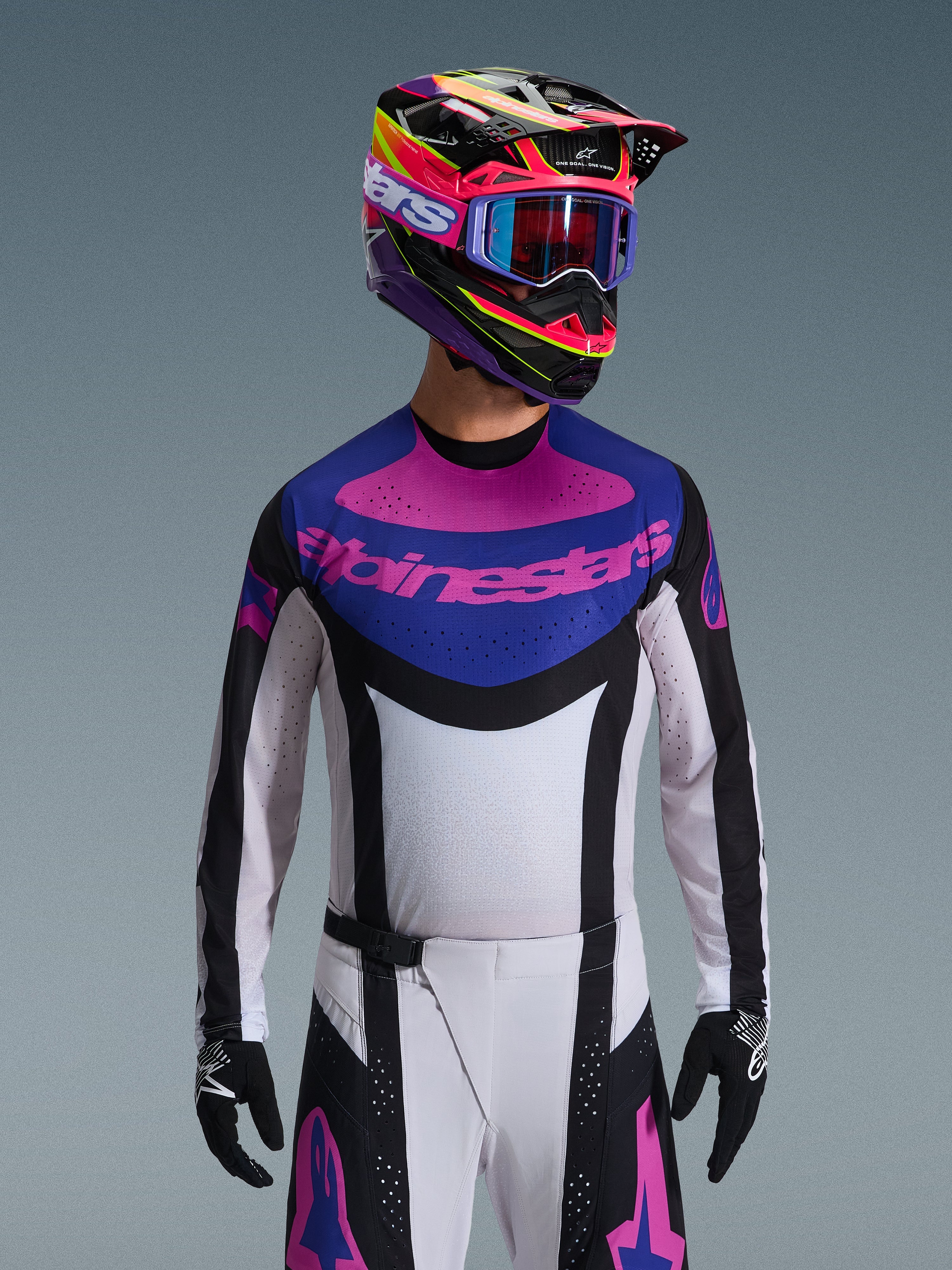 Alpinestars 2026 Techstar Knif trøje, motocross-trøje, sort, lysegrå og lilla, lyserødt Alpinestars-logo på brystet, bæres med matchende farverig hjelm og motocross-bukser, atletisk race-pasform med laserskårne perforeringer til ventilation