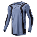 Alpinestars 2024 Fluid Lurv Jersey, motocross trøje, lyseblå og sort, med markante buede sorte grafikker på fronten og ærmerne, centralt Alpinestars-logo på brystet, højtydende poly-stof konstruktion med sportskrave