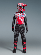 Alpinestars Techstar Beast Coast komplet-sæt, motocross-trøje og bukser i camouflage og rød, inklusiv hjelm og støvler.