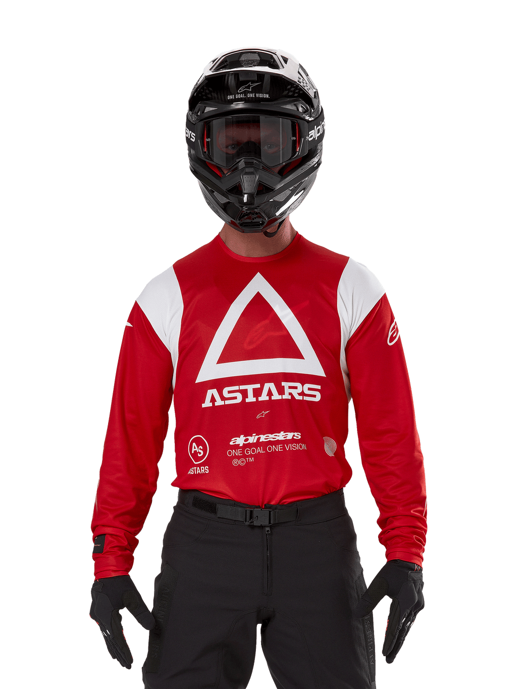 Motocross-kører iført Alpinestars Techdura trøje, stærk rød med hvid grafik, med en stor hvid trekant og ASTARS-logo på brystet, kombineret med en sort hjelm, sorte briller og sort køreudstyr, koordineret sæt til enduro og off-road kørsel