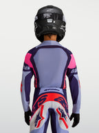Alpinestars Supertech Dyna trøje til ungdom, lilla og pink motocrosstrøje, åndbar race-fit konstruktion, set bagfra.