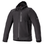 Alpinestars Neo Waterproof Hoodie, sort, urban motorcykeljakke, glat vandafvisende materiale, gennemgående lynlås foran, lodret brystlomme med lynlås, fastgjort hætte med snoretræk, reflekterende detaljer på ærmerne, justerbare velcromanchetter, teknisk pendlestil