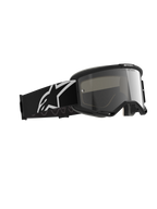 Alpinestars Vision 5 Corp Goggles, motocross-briller, Black Mirror Silver, sort stel med en sølvfarvet spejllinse, bred sort rem med et stort hvidt Alpinestars-logo, designet til off-road performance