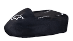 Alpinestars Kart Cover, sort, hvidt Alpinestars stjerne-logo og tekstlogo, beskyttende gokart-overtræk, slidstærkt vejrbestandigt stof med hvide stribedetaljer, struktureret design til beskyttelse i paddocken