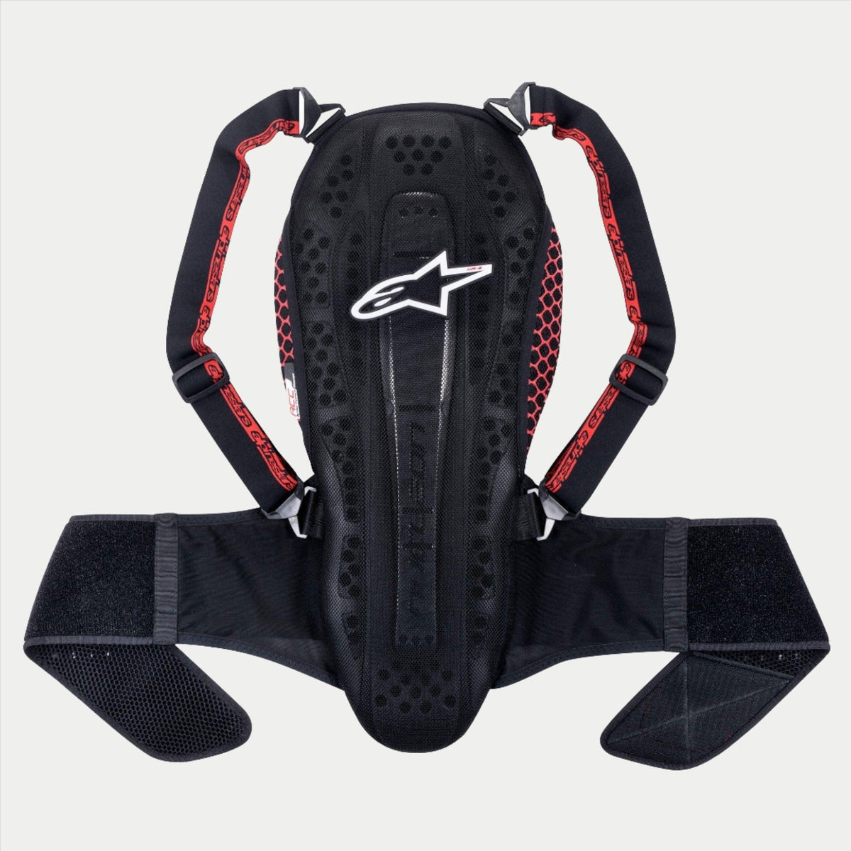 Alpinestars Nucleon KR-2 rygbeskytter, Black Smoke Red, leddelt rygsøjlebeskyttelse med hvidt stjernelogo, røde bikage-sidepaneler, justerbare skulderstropper og bredt taljebælte, CE Level 2 sikkerhedsudstyr til motorcykel