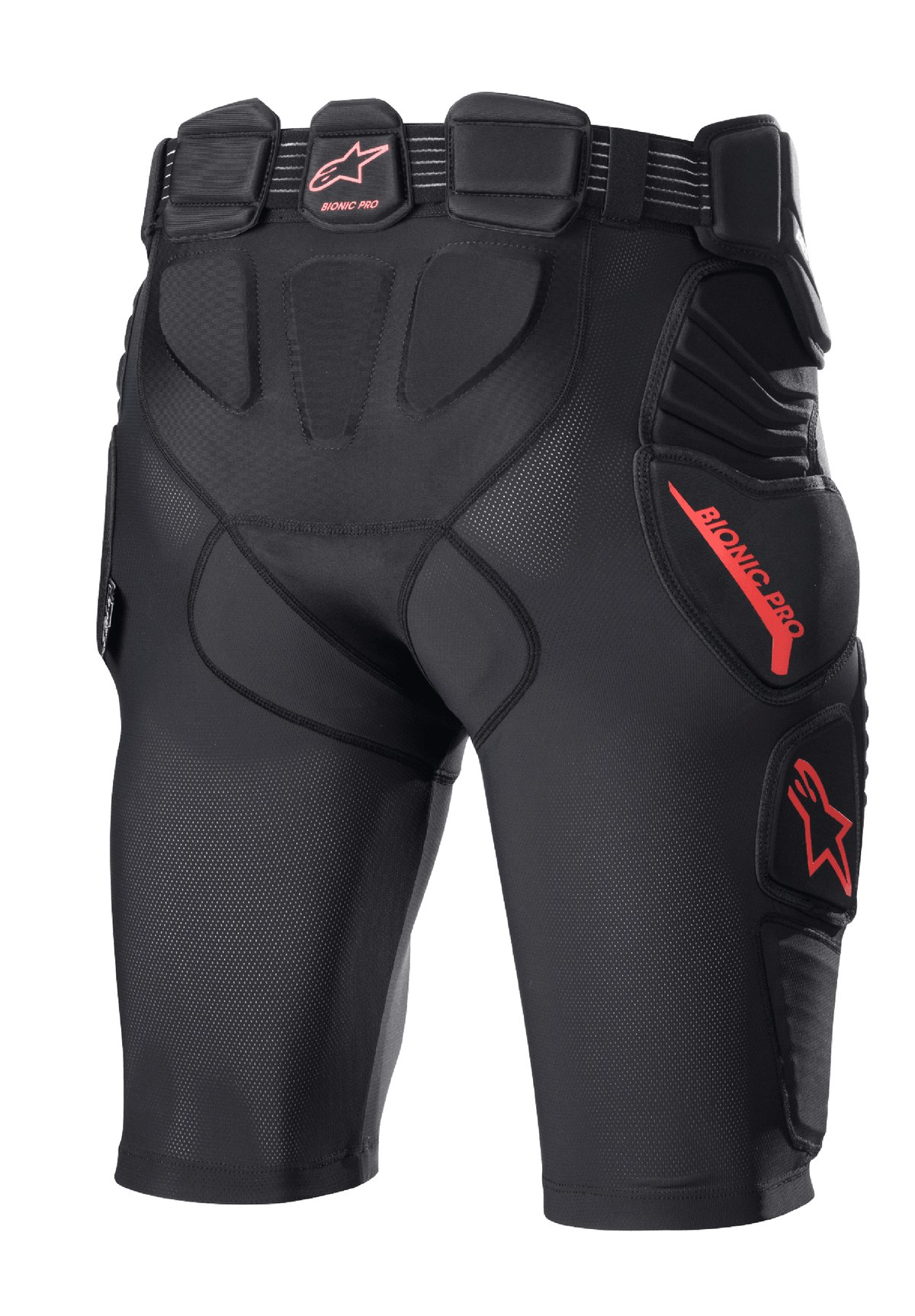 Alpinestars Bionic Pro beskyttelsesshorts, motocross beskyttelsesshorts, sort og rød, set bagfra med integreret hofte- og lårpolstring, åndbar mesh-konstruktion, rødt Alpinestars-logo og branding, beskyttende baselayer til terrænkørsel