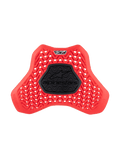 Alpinestars Nucleon Plasma Full Chest Protector-indsats, brystbeskytter til motorcykel, rød og sort, bølget ventileret mønster for luftgennemstrømning, central sort semi-rigid zone med Alpinestars-logo, ergonomisk skjolddesign for stødbeskyttelse