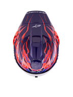 Alpinestars Supertech R10 Limited Edition Flyte hjelm, fuld-face racinghjelm, lilla og rød blank med dybblå og brændende orange flammemotiver, set fra oven med topventilation og Alpinestars-logo, professionelt aerodynamisk design til højtydende kørsel