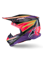 Alpinestars Supertech M10 Era hjelm, motocross-hjelm, pink, violet og fluorescerende gul blank, sideprofil der viser markante geometriske grafikker og kulfibertekstur, med Alpinestars stjerne-logo, integrerede ventilationsporte og et strømlinet aerodynamisk design til off-road kørsel