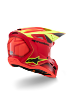 Alpinestars S-M3 Youth Fray hjelm, rød og gul fluo blank, set bagfra fra siden, med markante sorte logoer og aerodynamiske ventilationsåbninger, høj-synligheds motocross-hjelm til unge