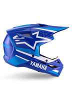 Alpinestars Yamaha S-M3-hjelm ECE 22.06, motocross-racerhjelm, blå og hvid blank finish, med markant Yamaha-branding og geometriske mønstre, aerodynamisk design med sorte mesh-ventilationsåbninger og spids skygge, professionelt off-road udstyr