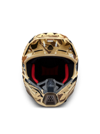 Alpinestars S-M5 Mineral motocrosshjelm, brun camo, ECE 22.06-certificeret, set forfra med rød indvendig polstring.