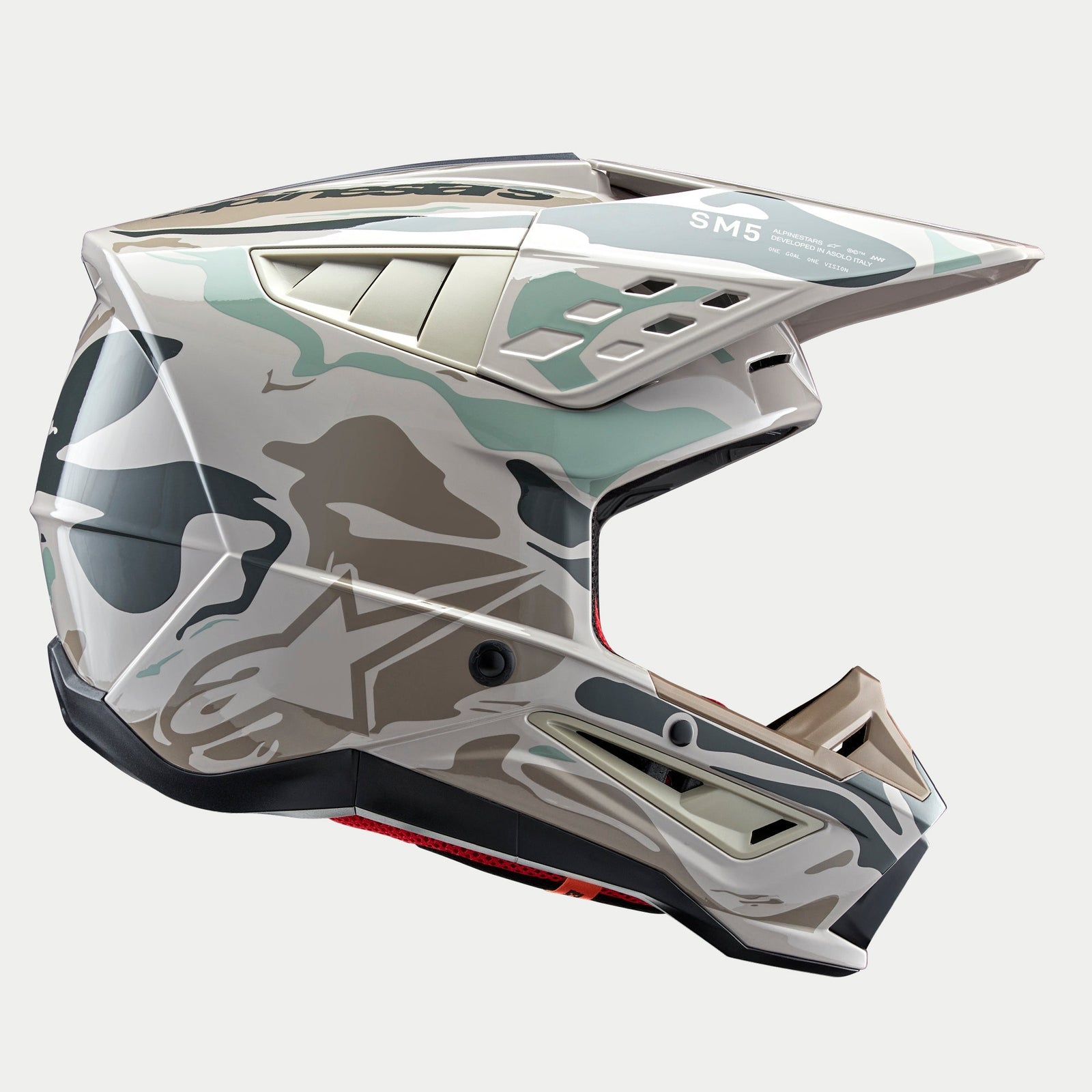 Alpinestars S-M5 Mineral hjelm ECE, motocrosshjelm, varm grå og celadongrøn blank, med mineral-kamouflagemønster, set fra siden med strømlinet aerodynamisk design, stort visir og flere ventilationsåbninger