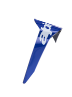 Alpinestars Supertech R10 Arius Standard spoiler, aerodynamisk reservedel til hjelm, blank blå med hvidt Alpinestars-logo, præcisionsstøbt plast for stabilitet ved høj hastighed under racing.