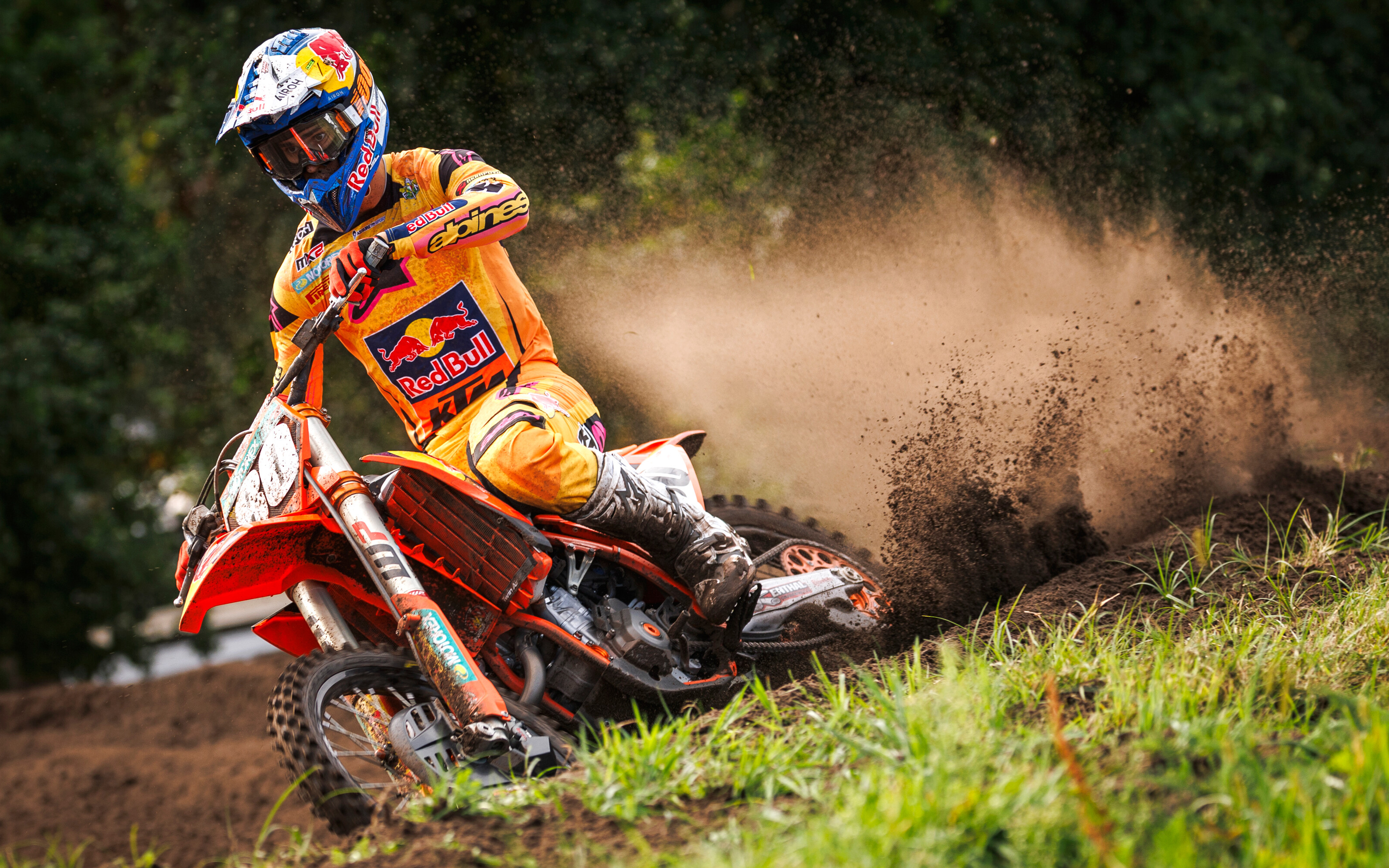 Andrea Adamo riding his KTM dirt bike wearing Alpinestars Tech 10 Boots