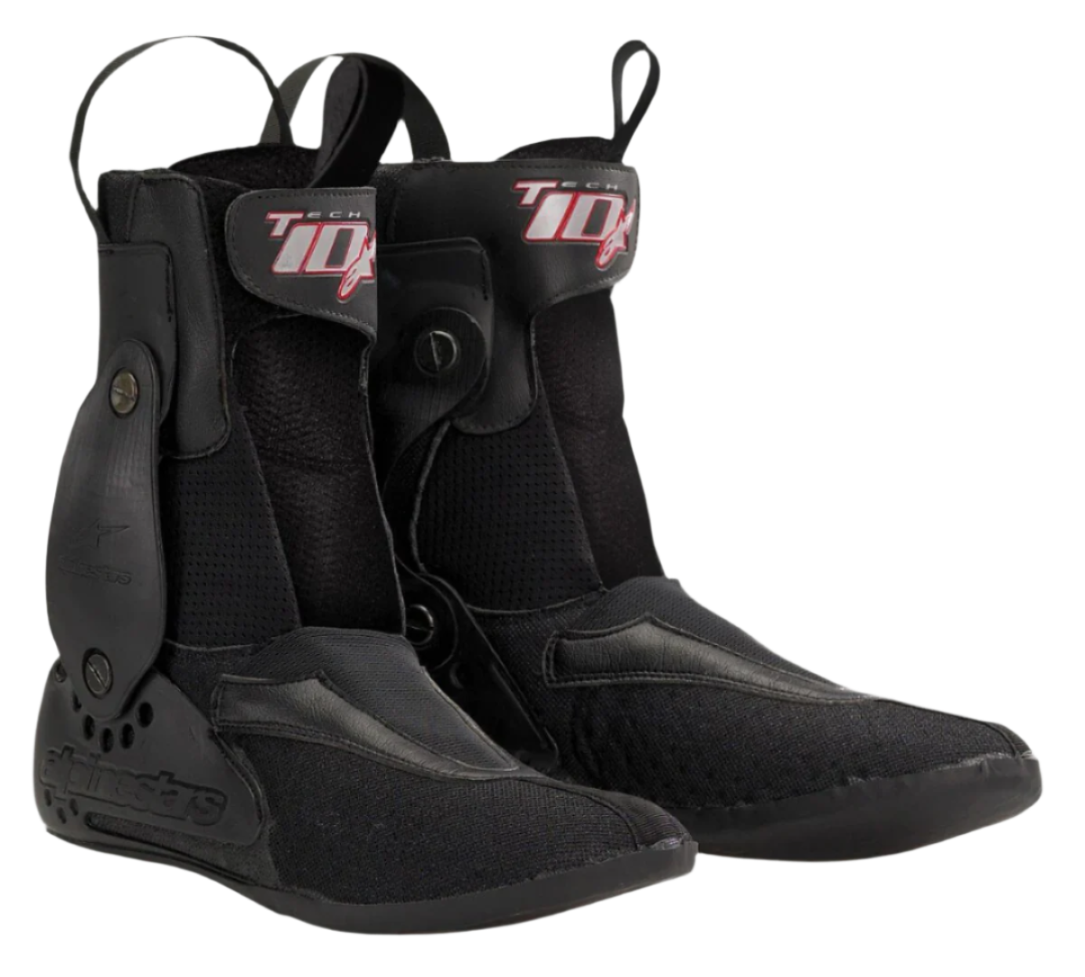 Alpinestars Tech-10 aftagelig indersko, sorte motorcykelstøvlefoer, rødt og hvidt Tech-10-logo, tekstureret stof med syntetiske paneler, justerbare remme med metaltrykknapper, trækstropper foran og bagpå