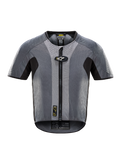 Alpinestars Tech-Air 5-system, mørkegrå og sort elektronisk airbagvest til motorcykel med frontlynlås og autonom sikkerhed.