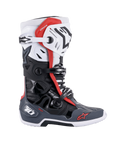 Alpinestars Tech 10 Supervented støvler, motocross støvler, sort, hvid, mellemgrå og rød, profilvisning fra siden med flere spændelukninger, ventilerede paneler og røde Alpinestars logoer, teknisk off-road fodtøjsdesign