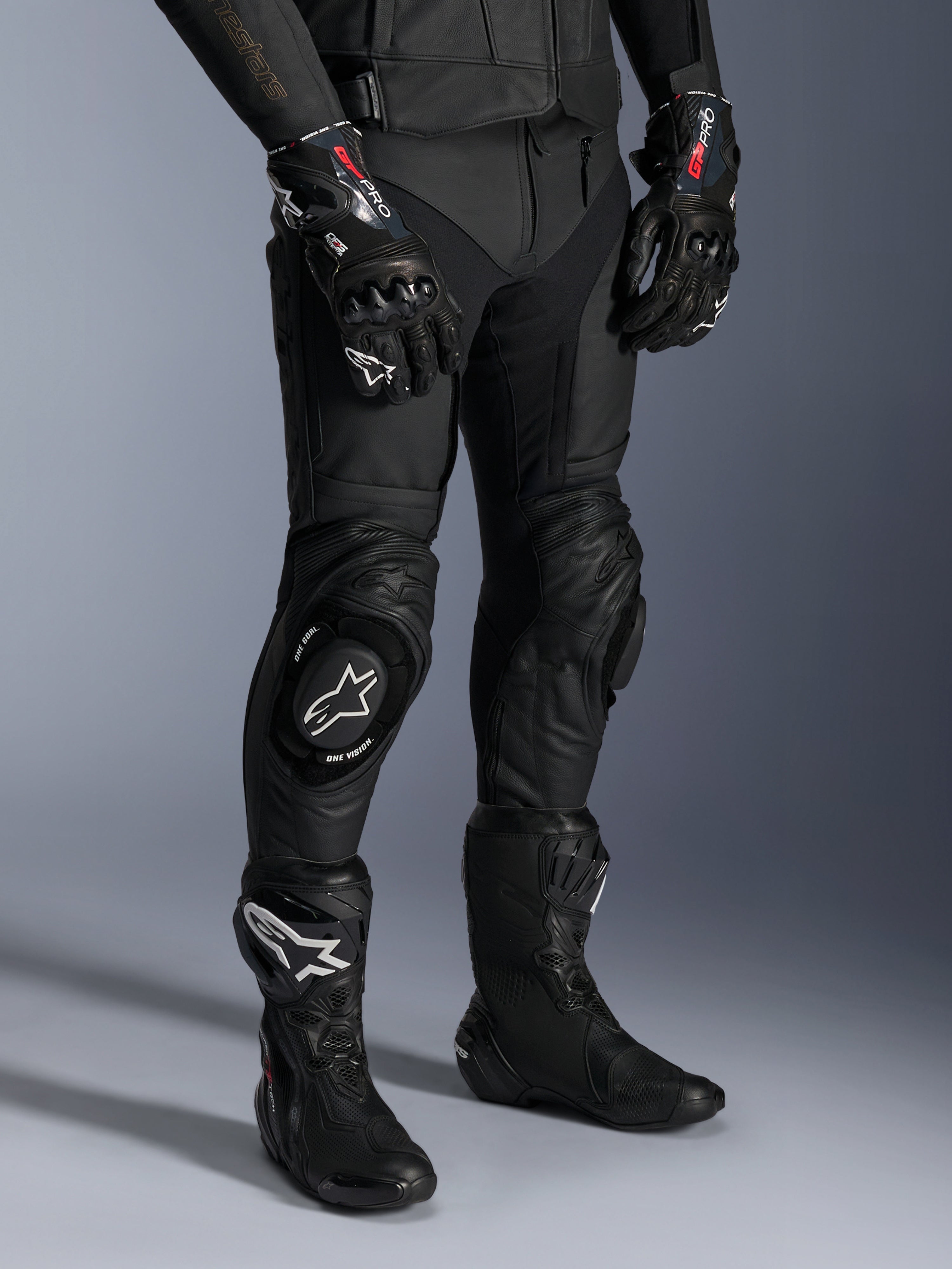 美品　アルパインスターズ　MISSILE PANT レザー　パンツ　50 Missile V3 - Black Motorcycle Pants | Alpinestars®