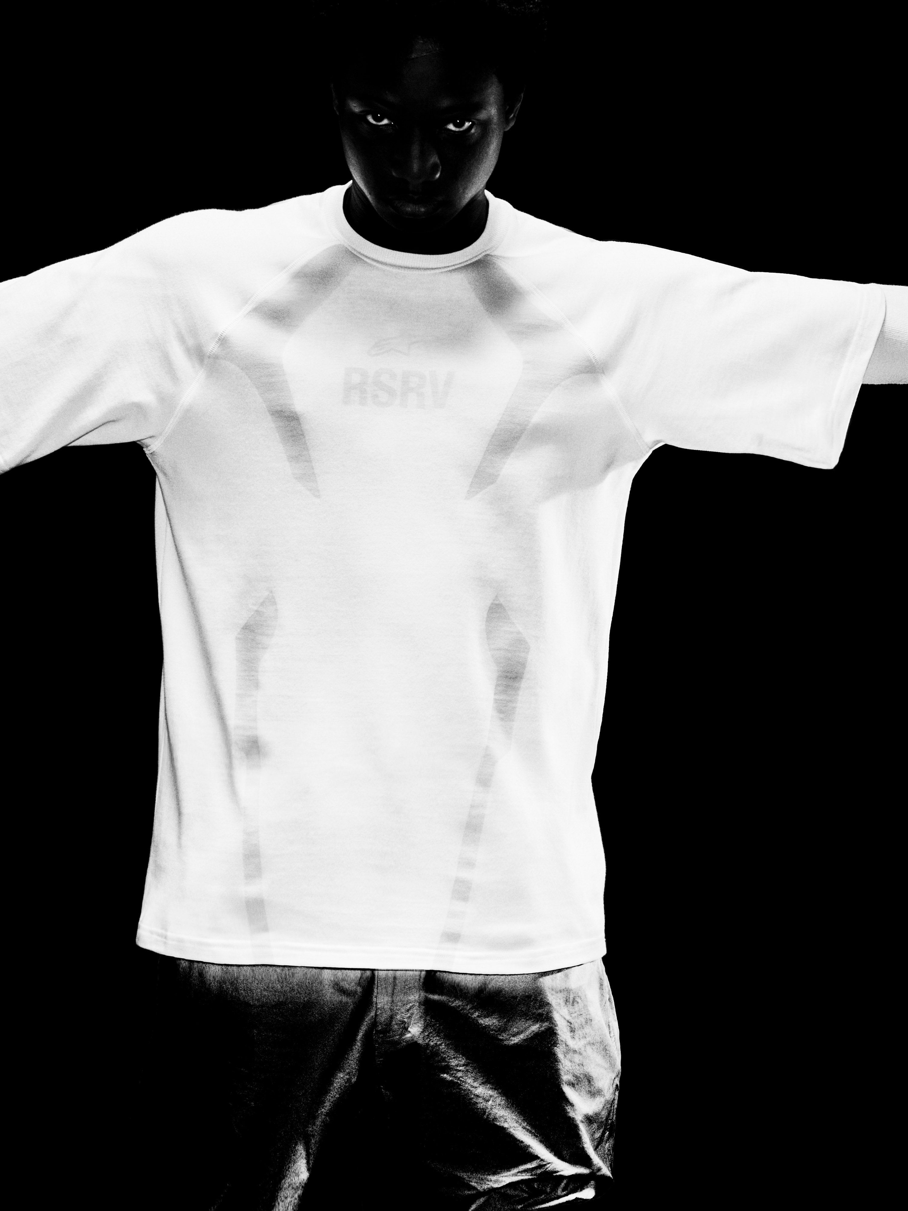 RSRV BASE TEE - Langærmet
